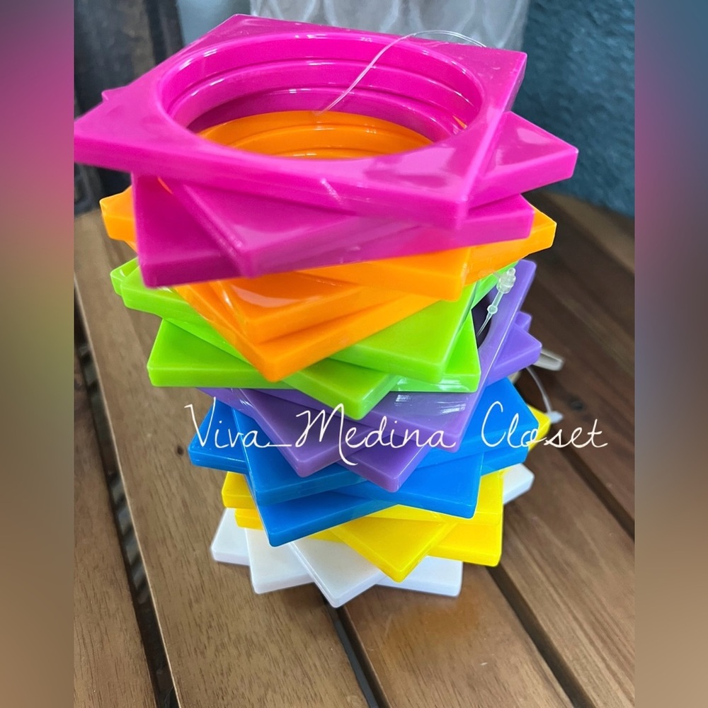 🧡💛Squared Plastic Bangle 3 pieces Orange, Yellow
